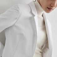 スタイリング2:アーバンシリーズの白衣