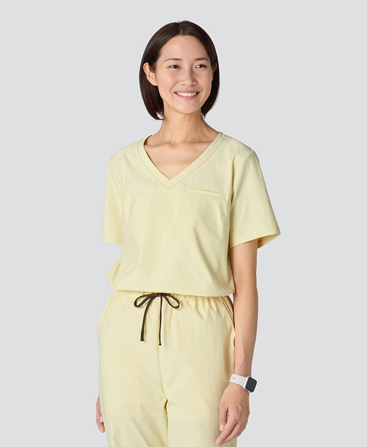 レディース:プルオーバースクラブトップス・MOVE/