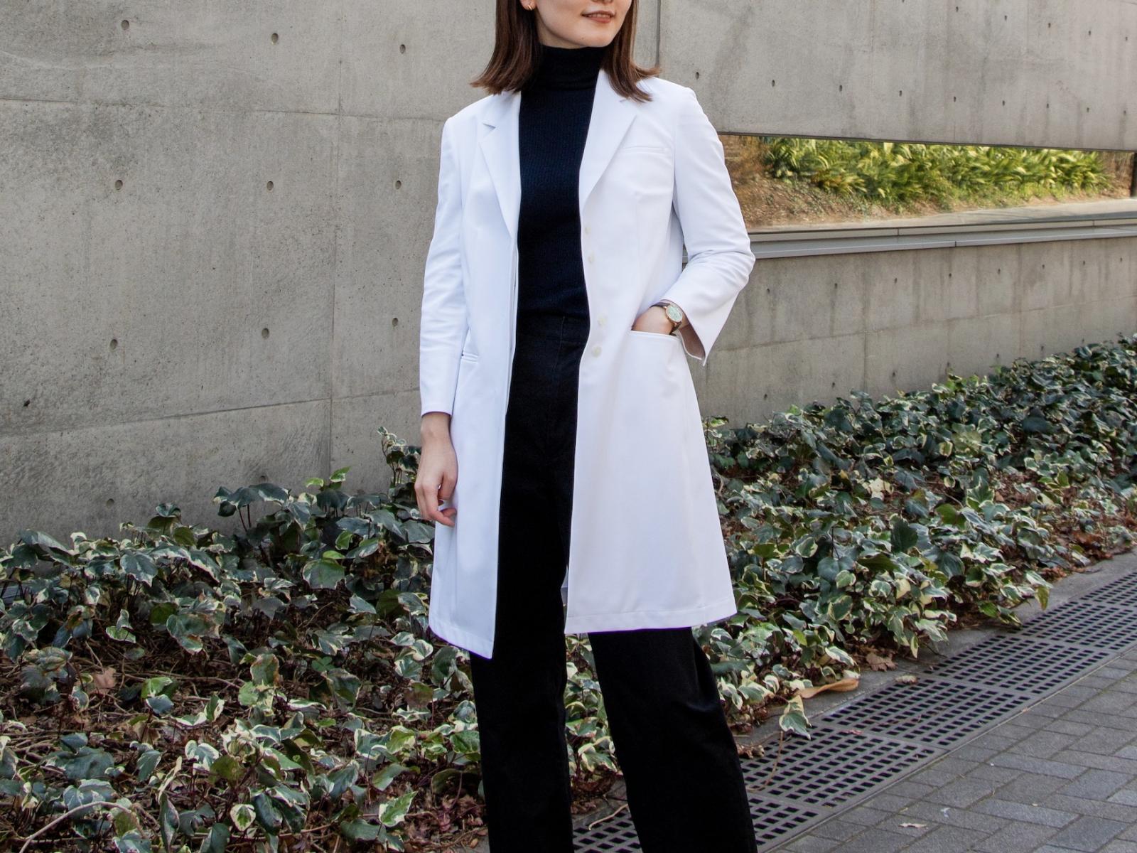 【レディース白衣7選】各ブランドの魅力やアイテムのこだわりポイントを紹介