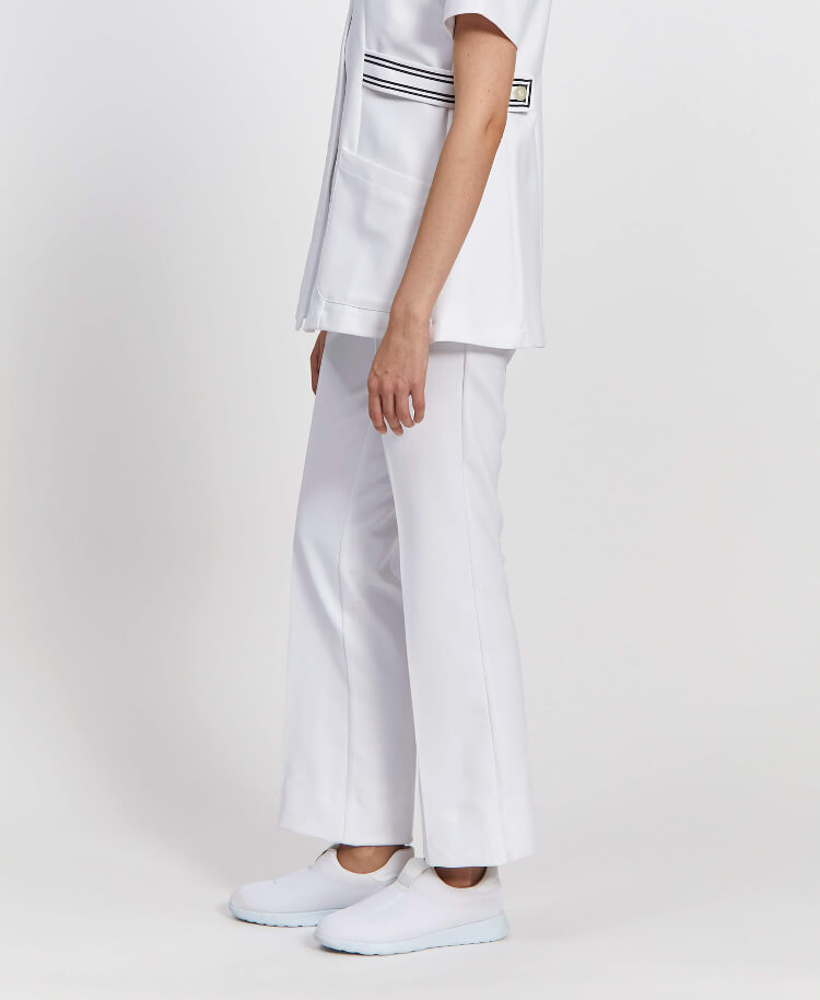 ジェラート ピケクラシコ 白衣:ナースストレートパンツ | おしゃれ白衣のクラシコ公式通販