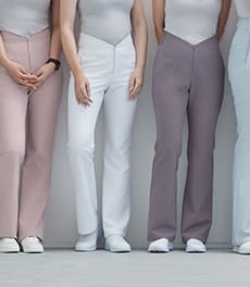 【新発売】女性の365日に寄り添うカーブスクラブパンツ