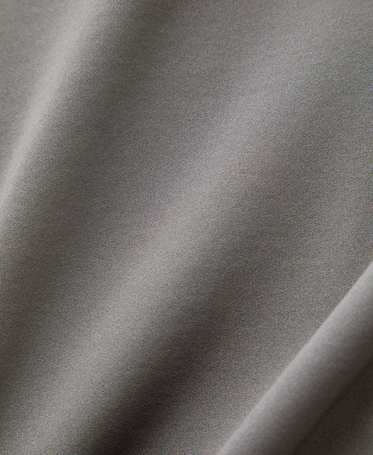 レディース:THREEスクラブトップス・LUXE