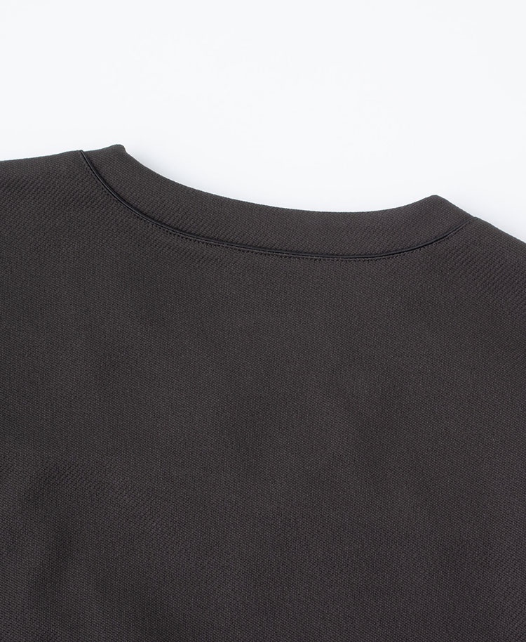 ユニセックス:THREEスクラブトップス・DECO