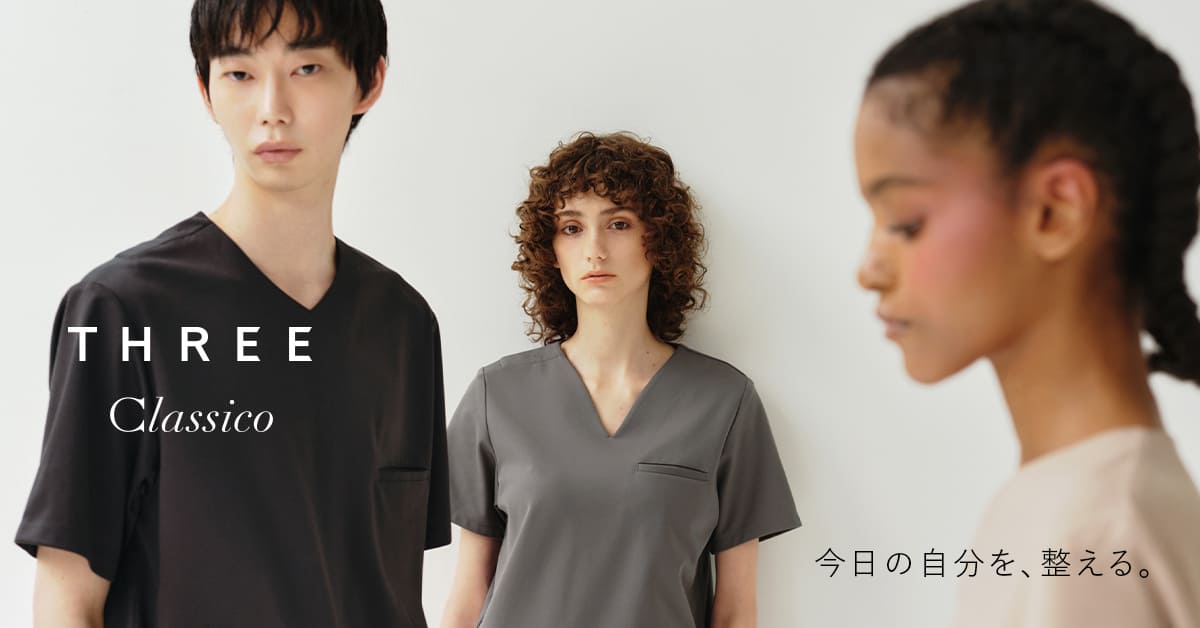 THREE×Classico スクラブトップス(デニムカラー) キービジュアル