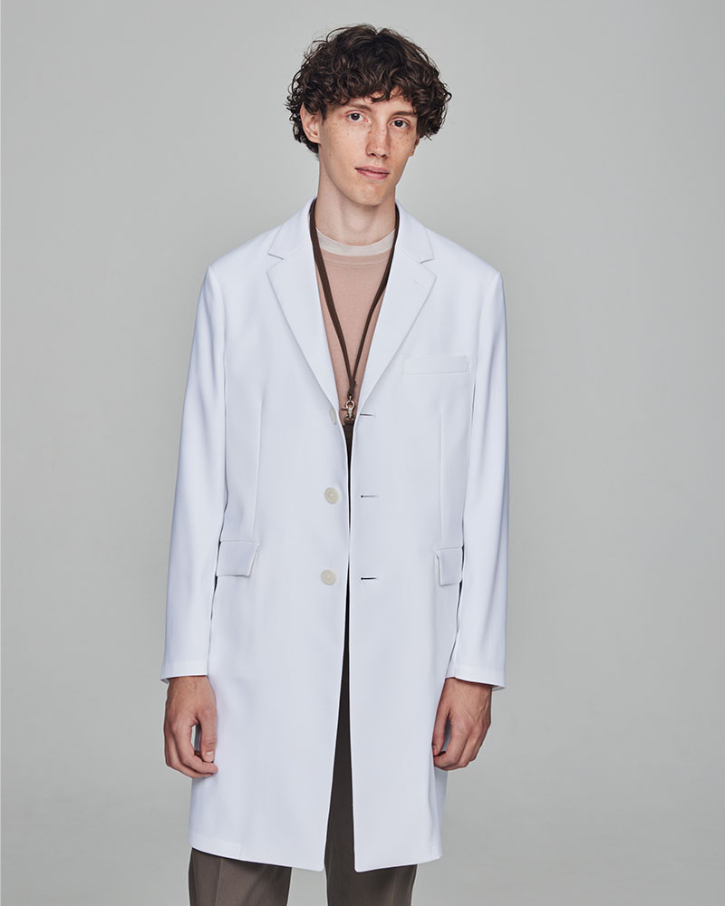 男性医師におすすめの軽量素材のメンズ白衣:メンズ白衣:ライトコート
