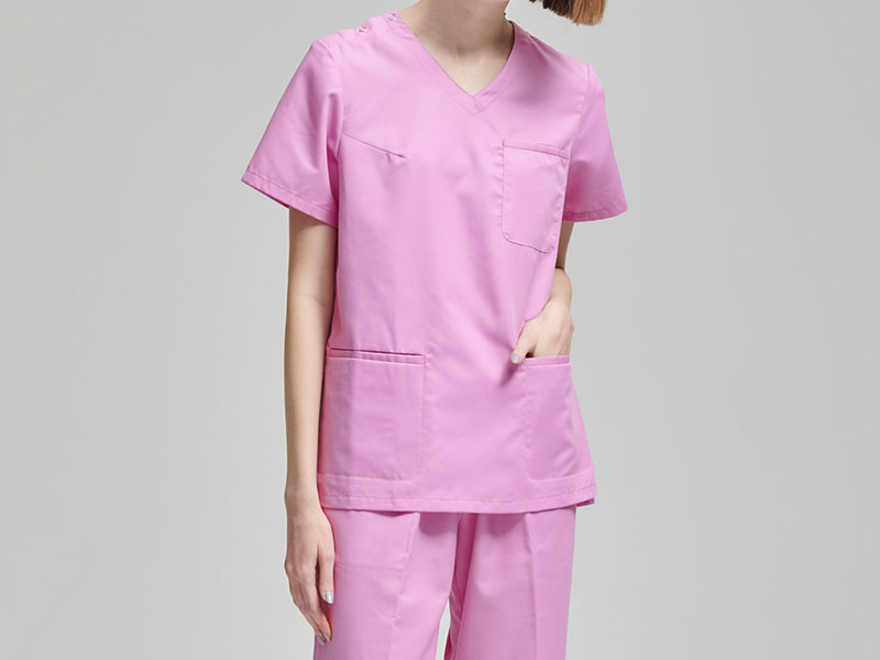 看護師におすすめのピンクのおしゃれなデオスクラブ