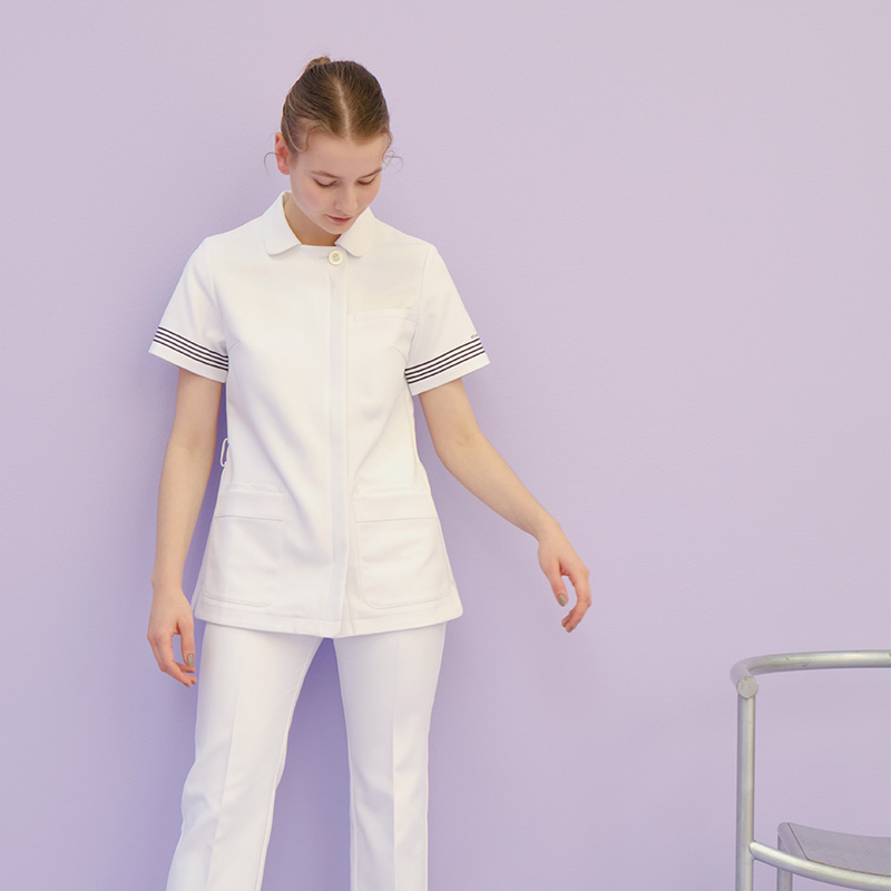 異動する看護師に送りたいナース服:ジェラート ピケ&クラシコ 白衣:フォーラインスリーブトップス