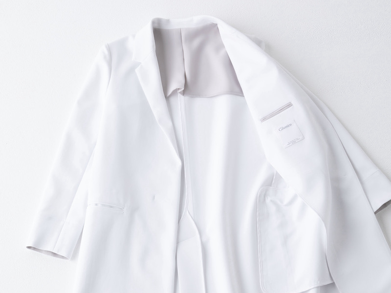 クラシコの白衣に寄せられた30代女性歯科医の口コミ(シルエット、機能性)