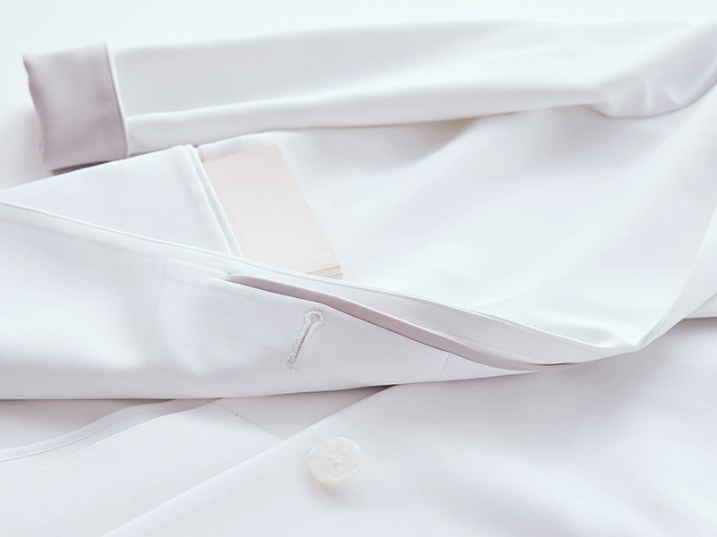 患者さんに好印象で女性医師におすすめのレディース白衣:アーバンLABコート
