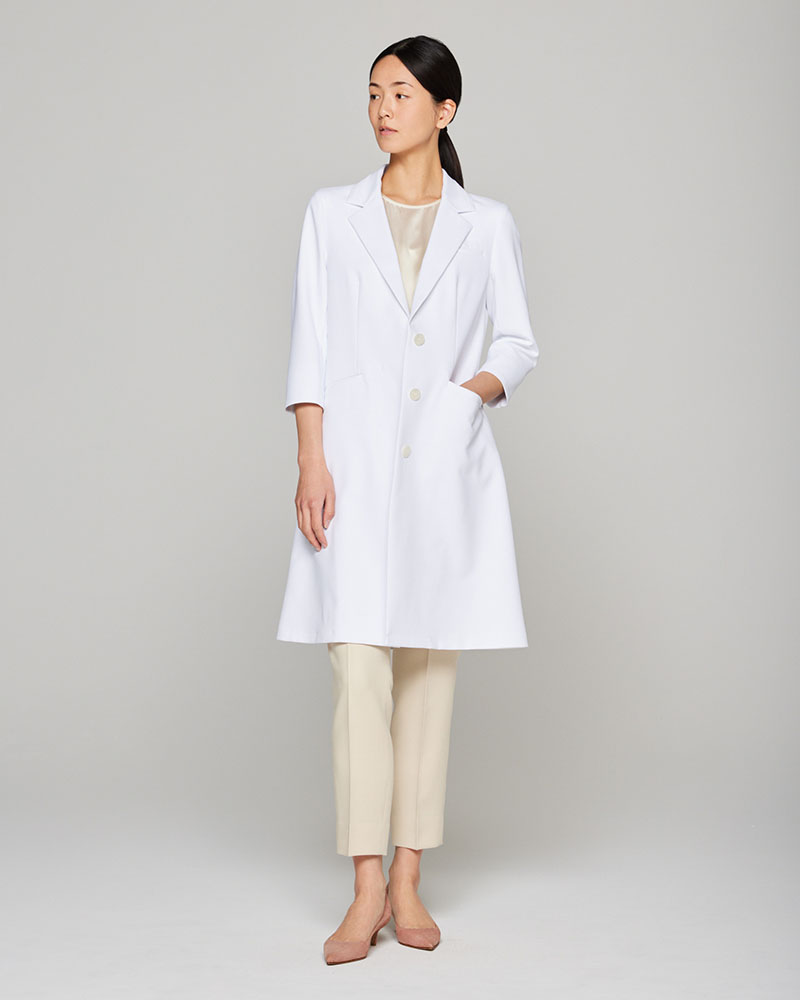 大人かわいい七分袖のレディース白衣:梨花×otonaMUSE×Classico・ドクターコート
