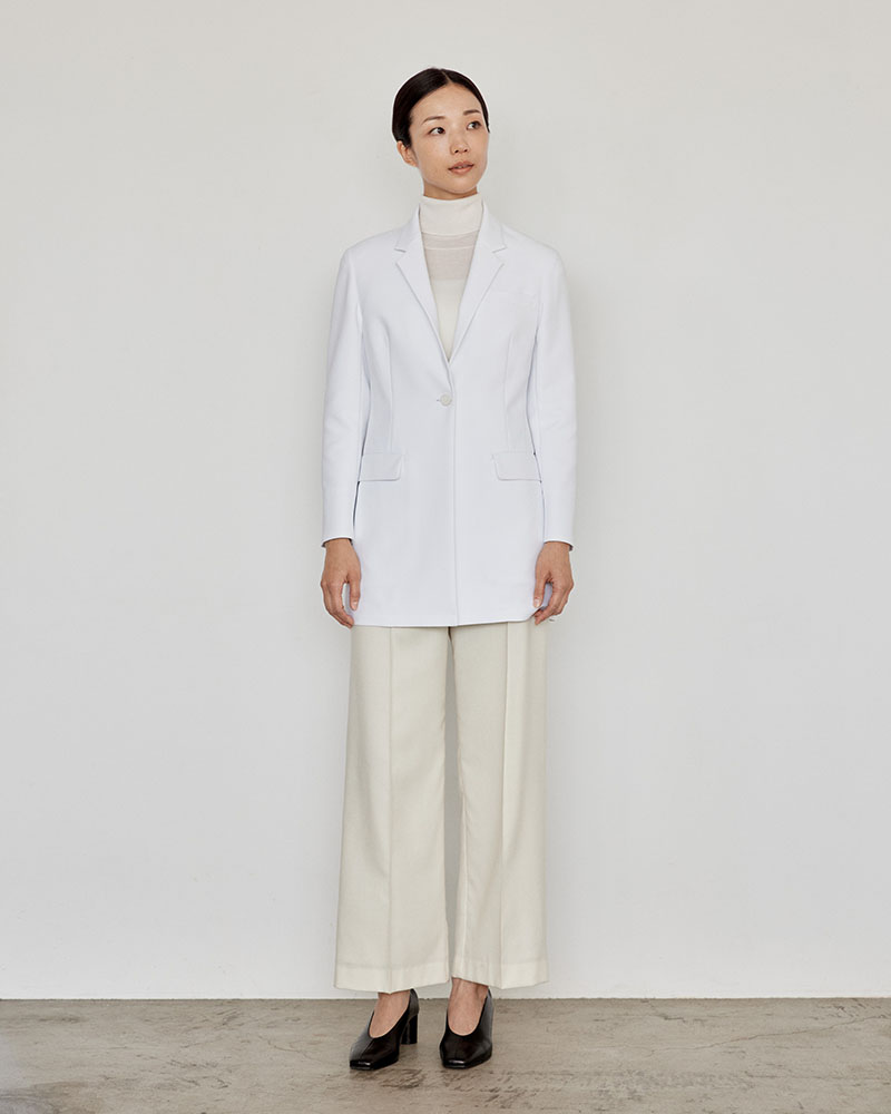 2024年のクラシコ新作の注目アイテム:レディース白衣:アーバンショートコート