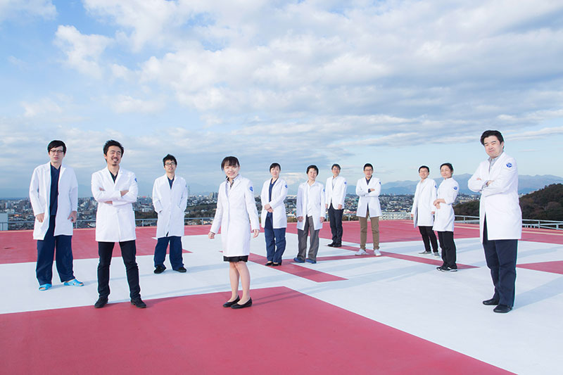 湘南鎌倉総合病院 外科の白衣着用イメージ