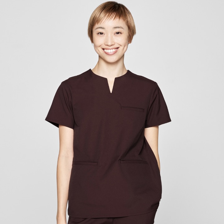 スクラブトップス・MOVE