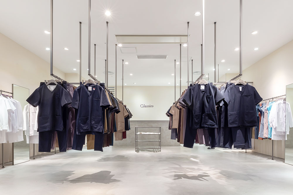 クラシコ 大阪の店内写真 白衣・スクラブ・ナース服