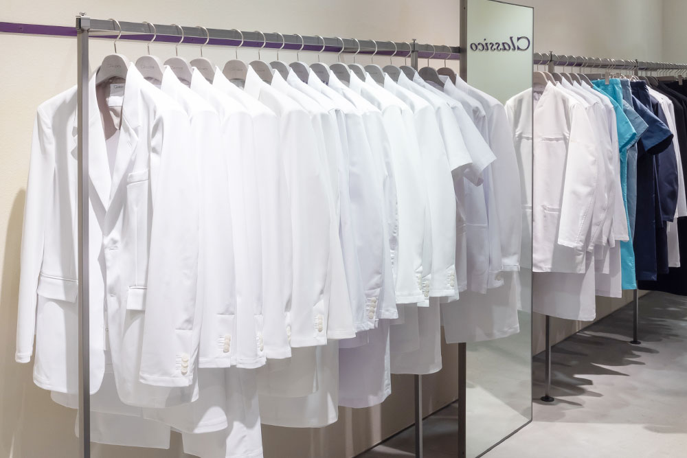 クラシコ 大阪の店内写真 白衣・スクラブ・ナース服