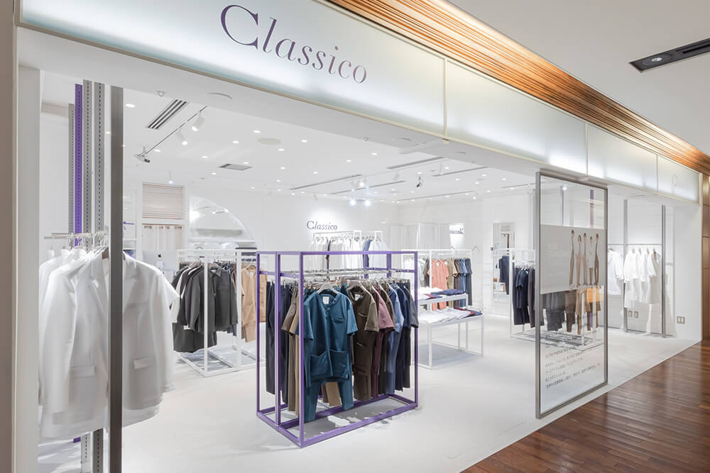 クラシコ 丸の内の店内写真 白衣・スクラブ・ナース服