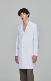 リラックス感があるサイズ感のライトシリーズの男性用白衣(ジャケット)・ショートコート・ロング丈)